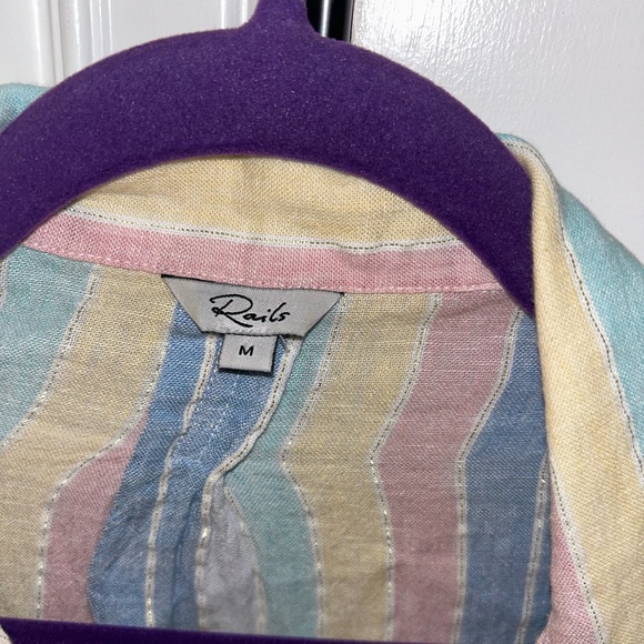 Rails Linen Top Medium EUC - Picture 3 of 6